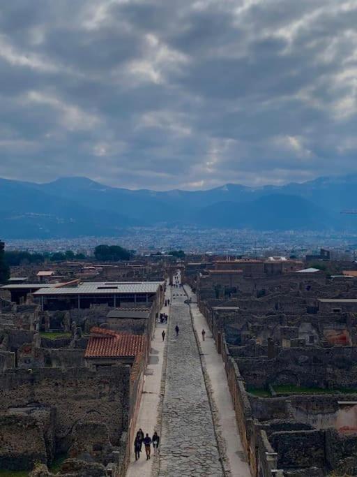 Appartamento: La Maison Verte Napoli Dış mekan fotoğraf