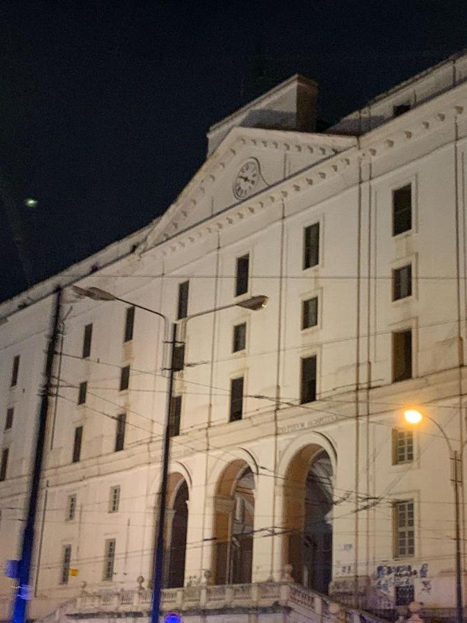 Appartamento: La Maison Verte Napoli Dış mekan fotoğraf