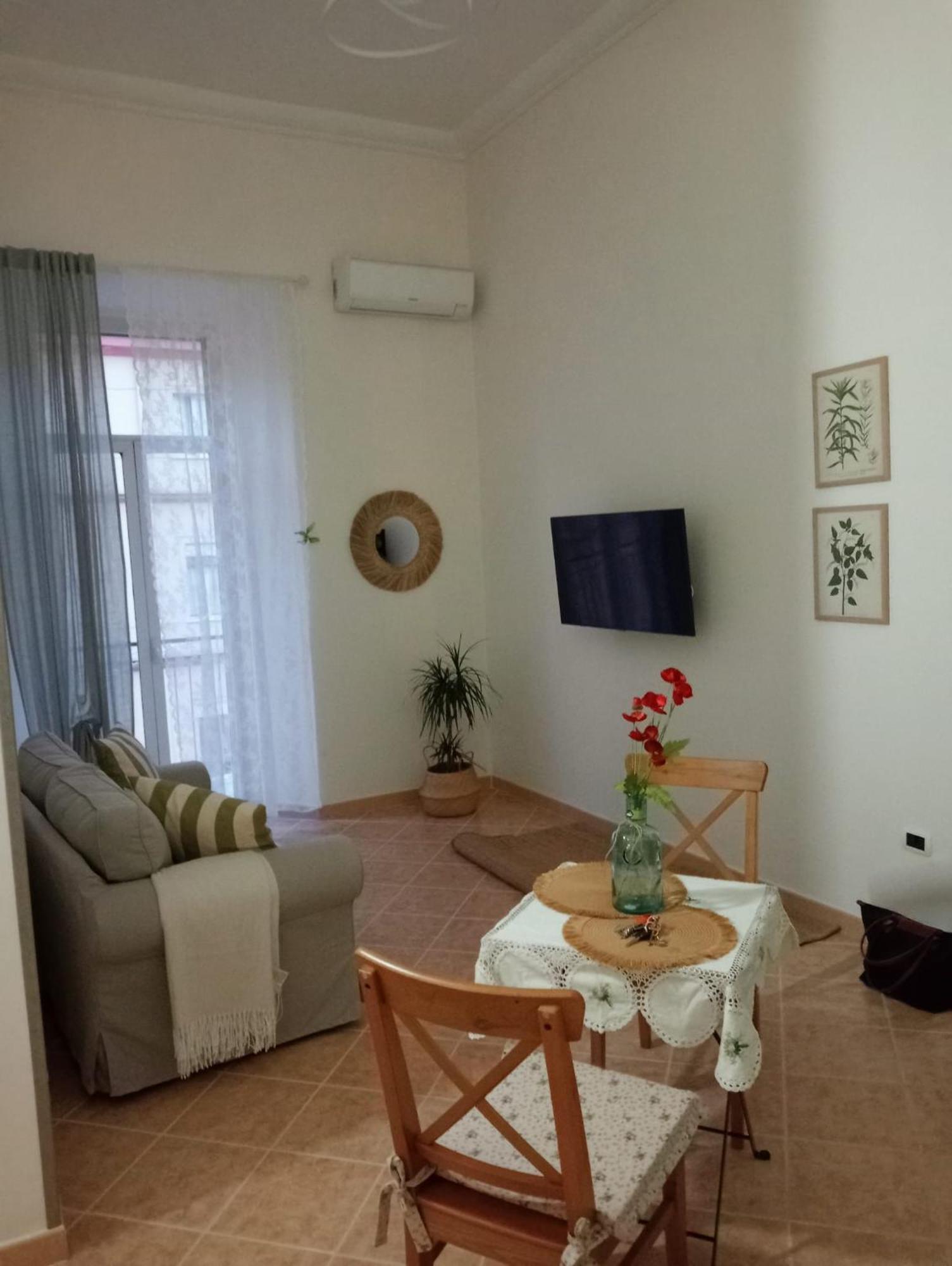 Appartamento: La Maison Verte Napoli Dış mekan fotoğraf