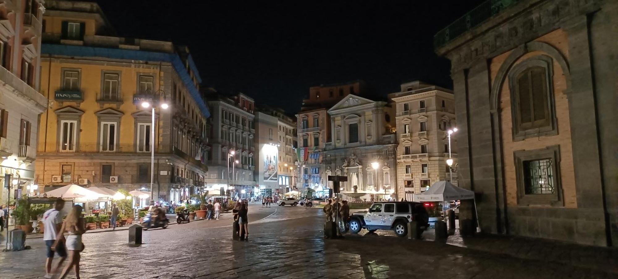 Appartamento: La Maison Verte Napoli Dış mekan fotoğraf